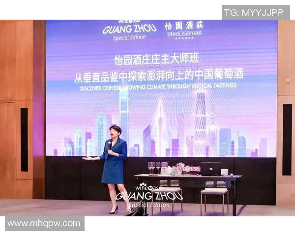 与陈芳对话探索她的足球生涯与心路历程