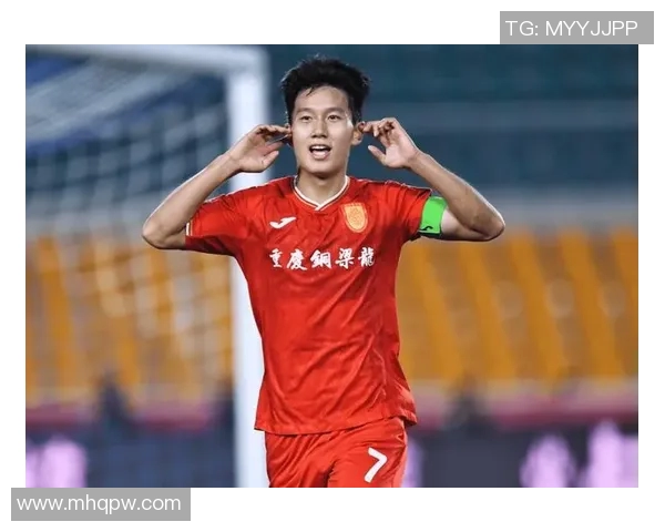 成都足球队在城市联赛中以81分稳居榜首展现强劲实力